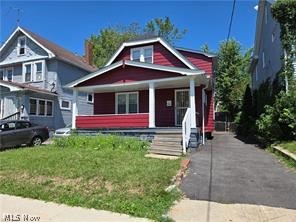 11813 Dove Cleveland OH 44122
