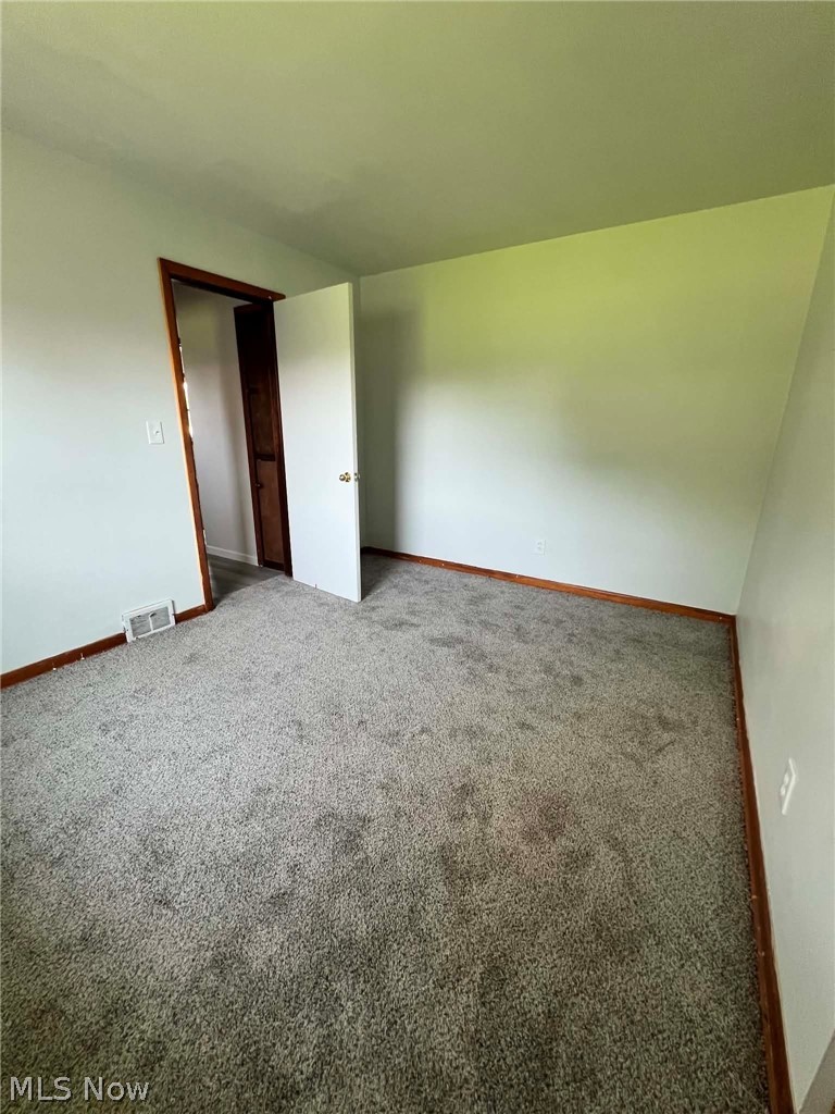 2915 Northwest Boulevard NW Warren OH 44485