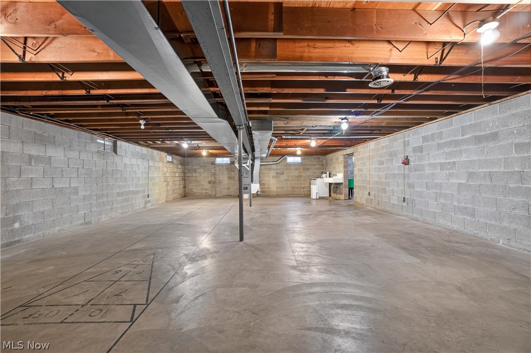 7303 Poore Road Conneaut OH 44030