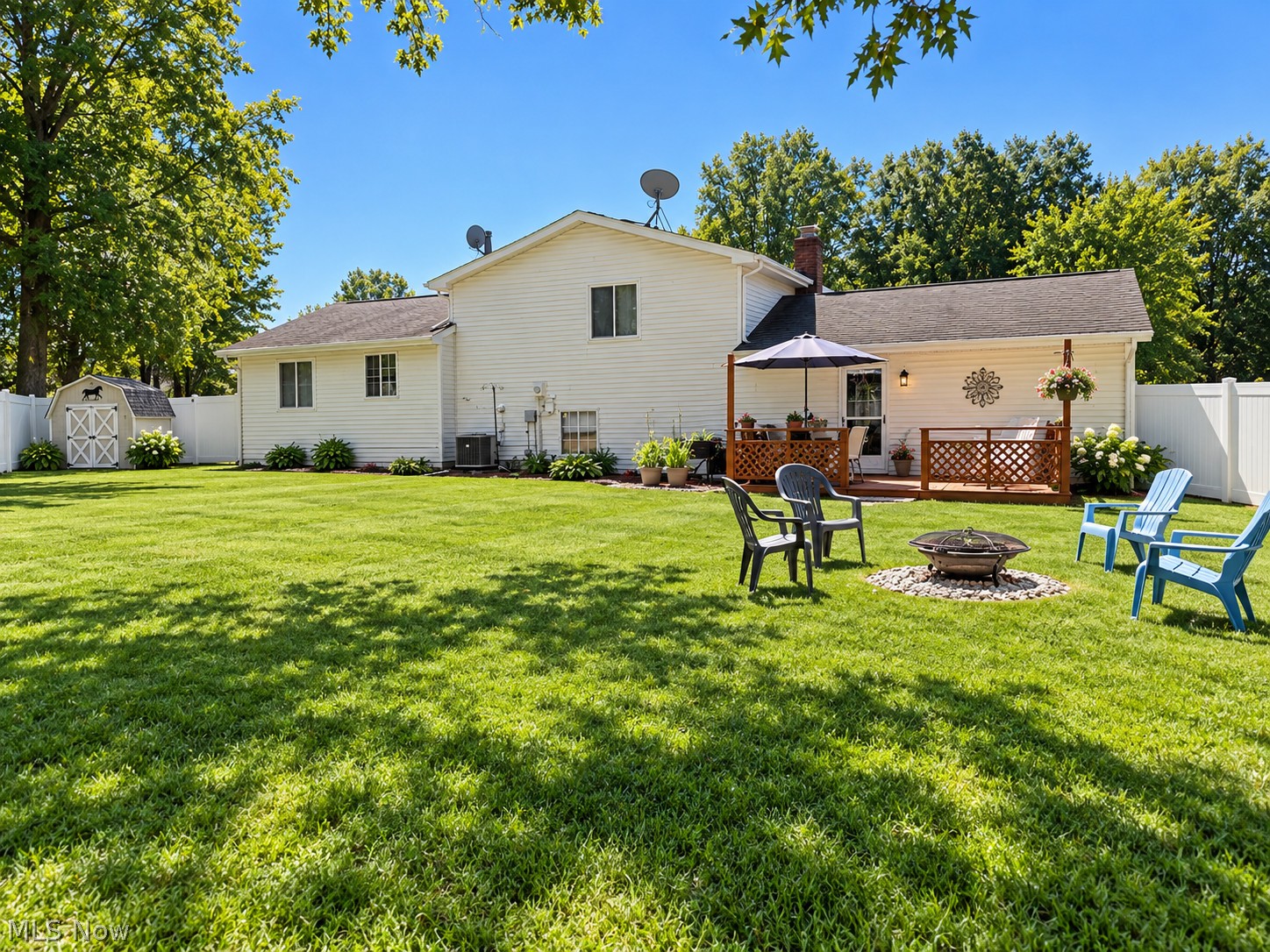 201 Greenbriar Drive Cortland OH 44410