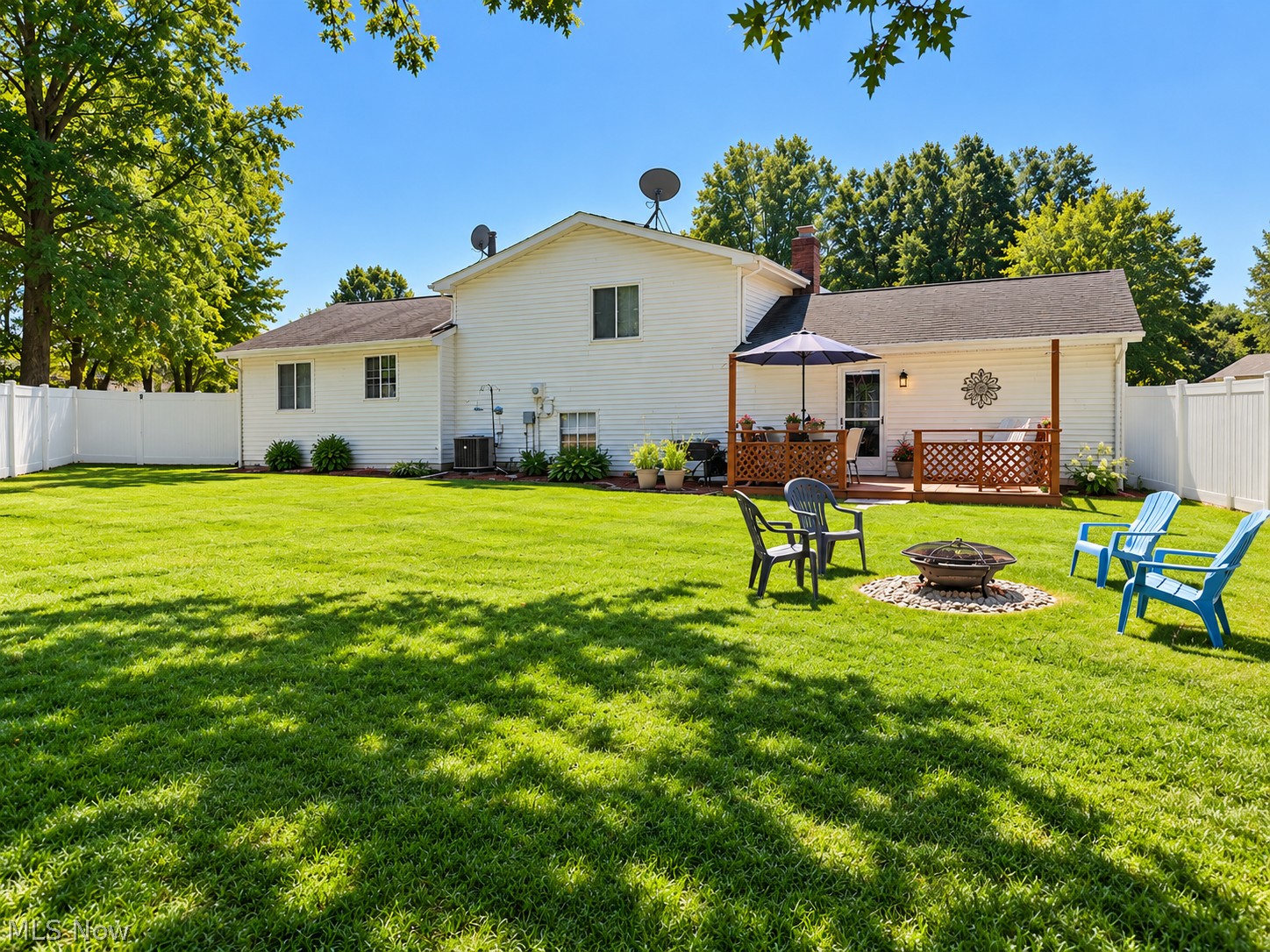 201 Greenbriar Drive Cortland OH 44410