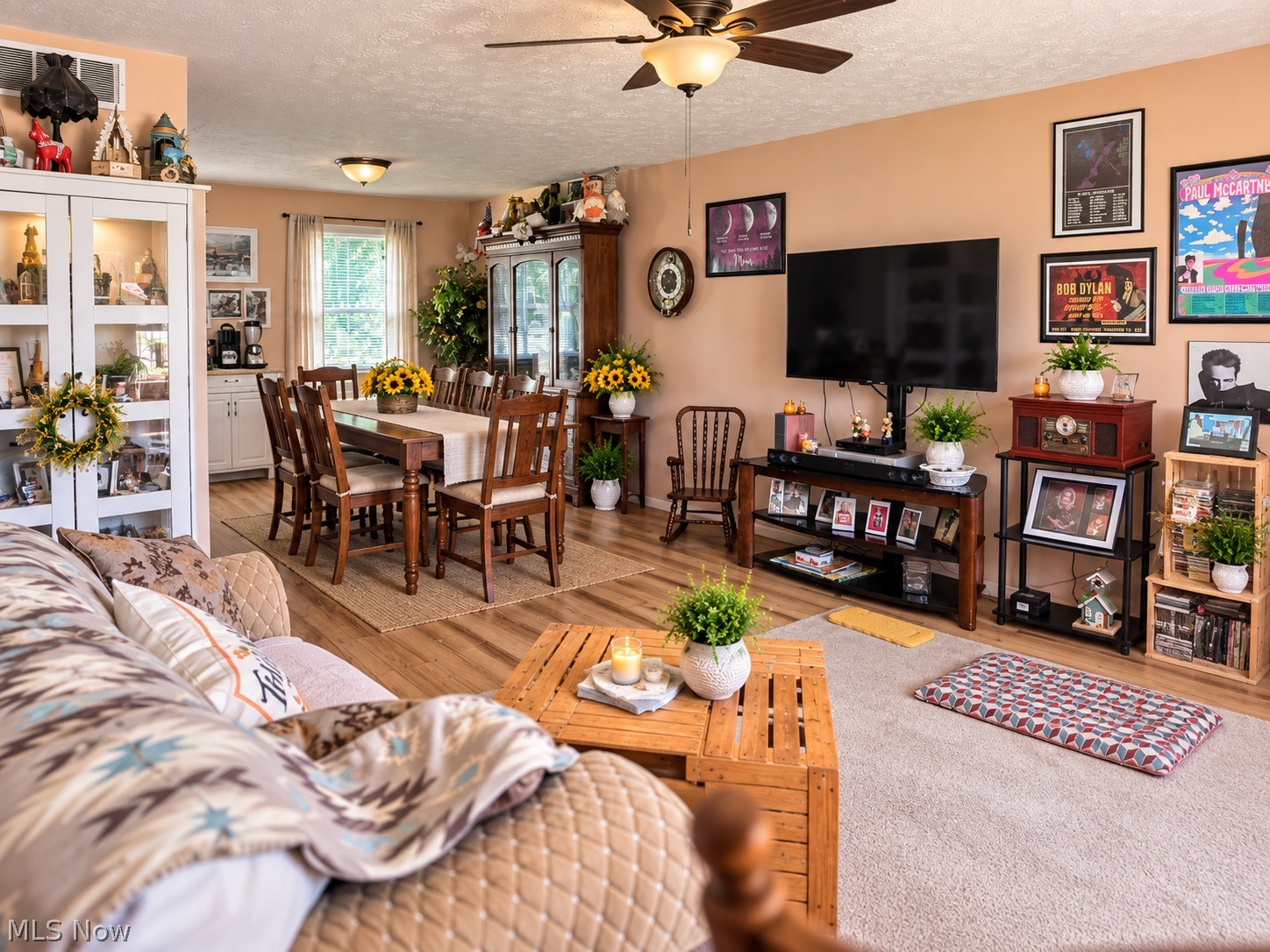 201 Greenbriar Drive Cortland OH 44410