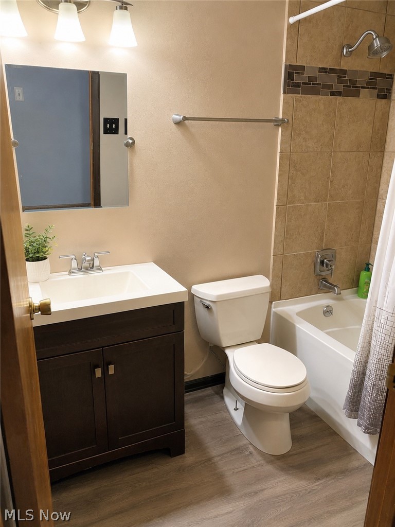 138 Tera Manor Wintersville OH 43953