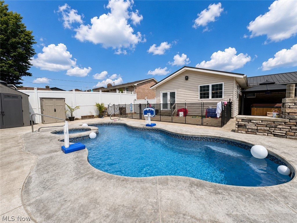 138 Tera Manor Wintersville OH 43953