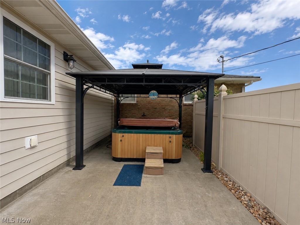 138 Tera Manor Wintersville OH 43953