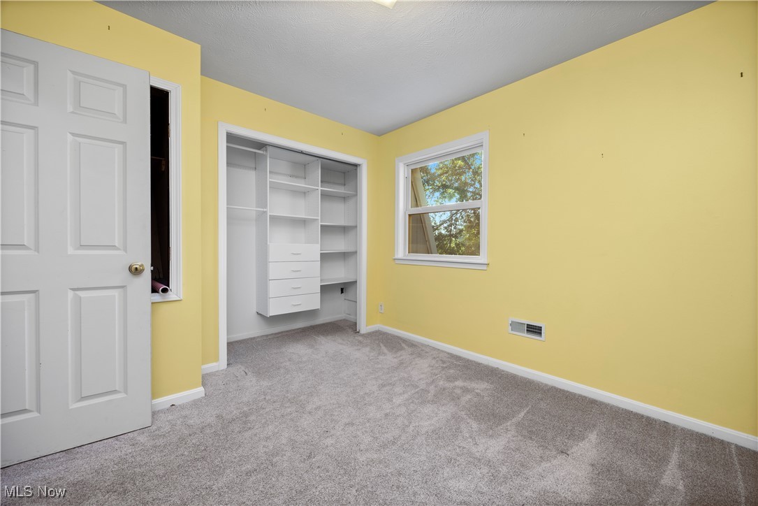40163 Banks Road Grafton OH 44044