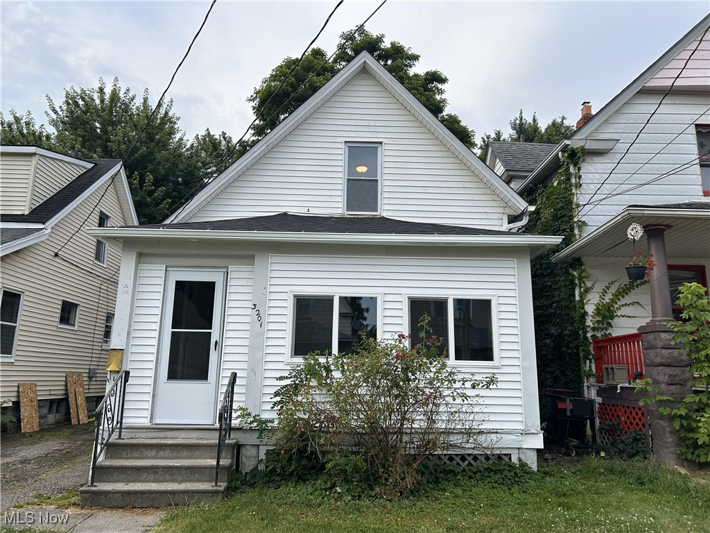 3201 Saratoga Avenue Cleveland OH 44109