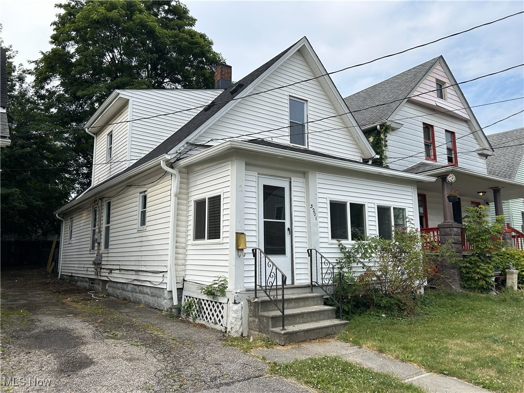 3201 Saratoga Avenue Cleveland OH 44109