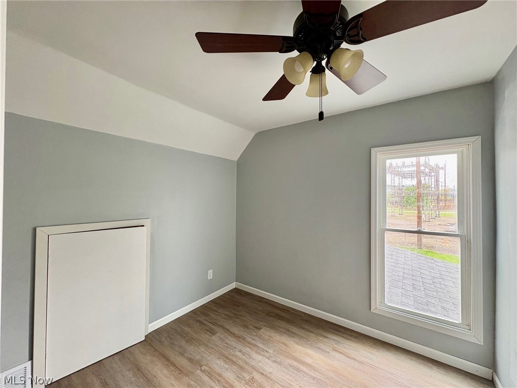 152 Garvin Avenue Elyria OH 44035