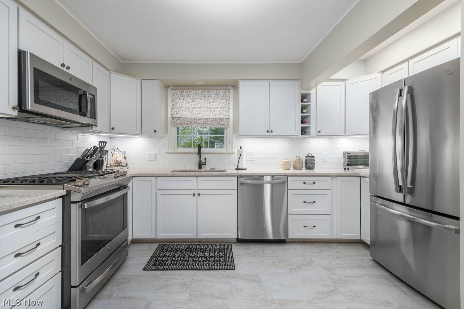 328 Oakmoor Road Bay Village OH 44140