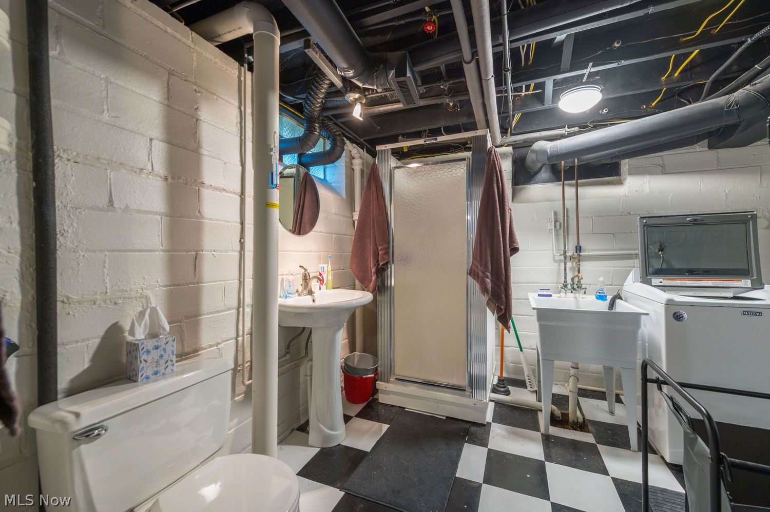 328 Oakmoor Road Bay Village OH 44140