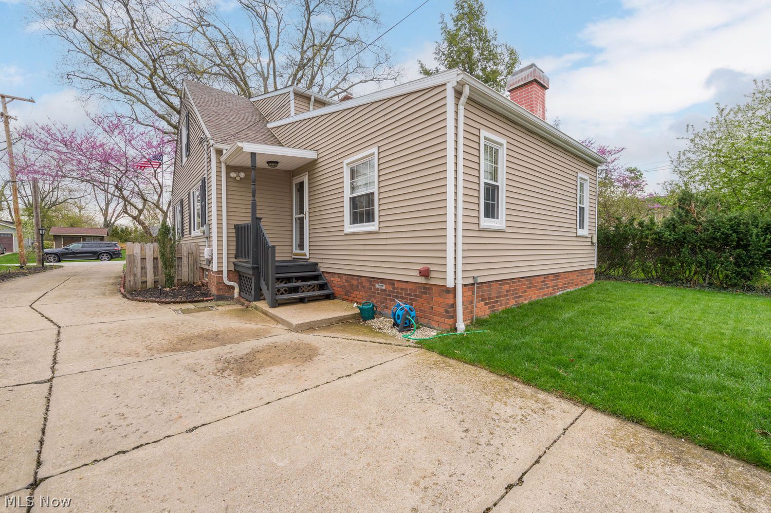 328 Oakmoor Road Bay Village OH 44140