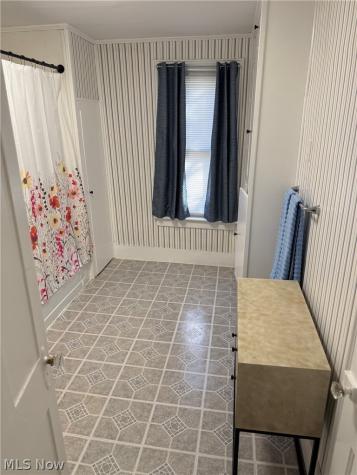 233 Westwood Avenue Akron OH 44302