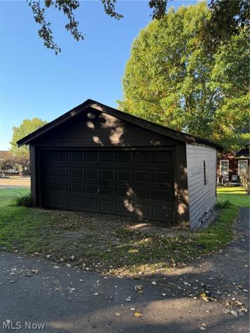 233 Westwood Avenue Akron OH 44302