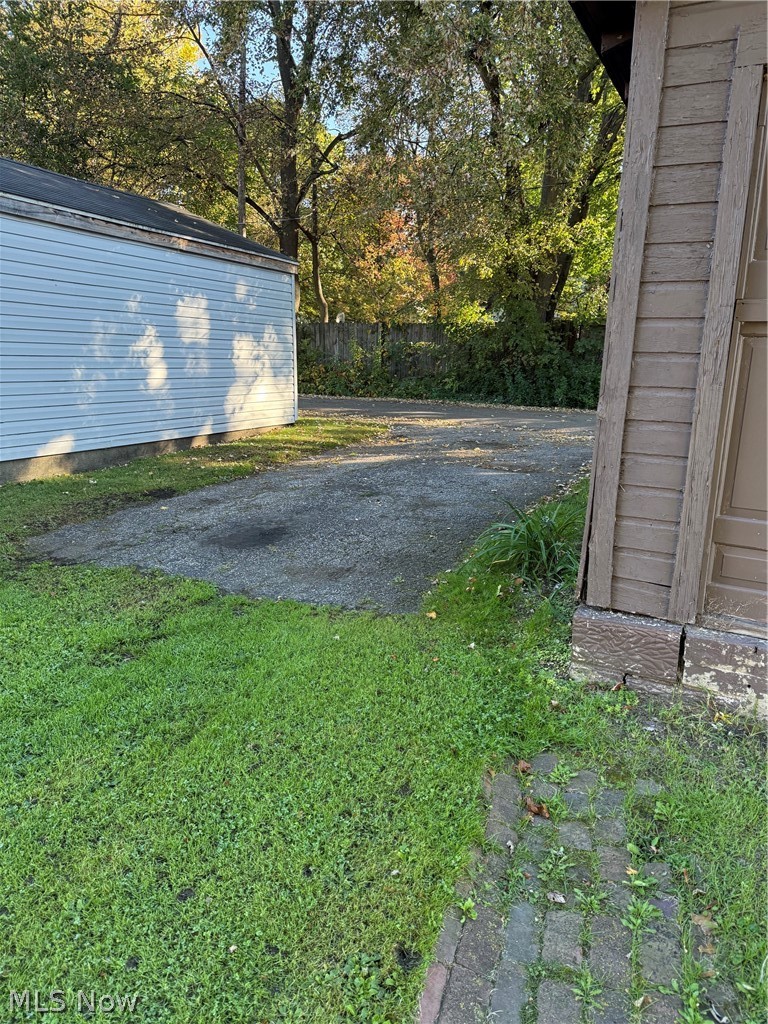 233 Westwood Avenue Akron OH 44302