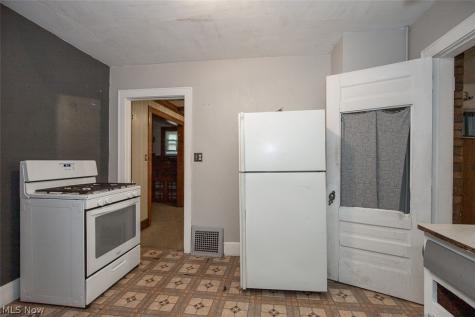 1245 Forbes Avenue Akron OH 44306