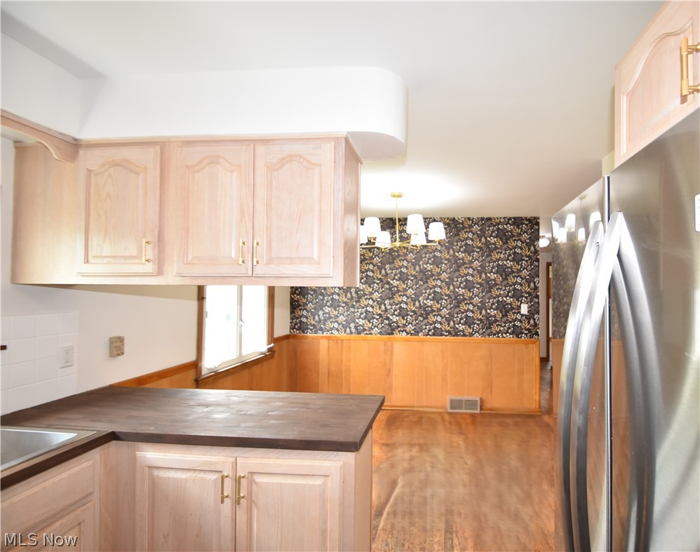 421 Parkview Drive Girard OH 44420