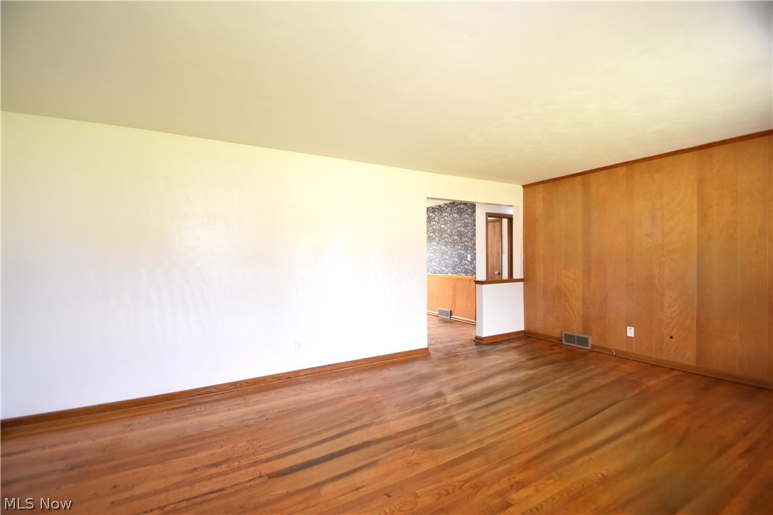 421 Parkview Drive Girard OH 44420