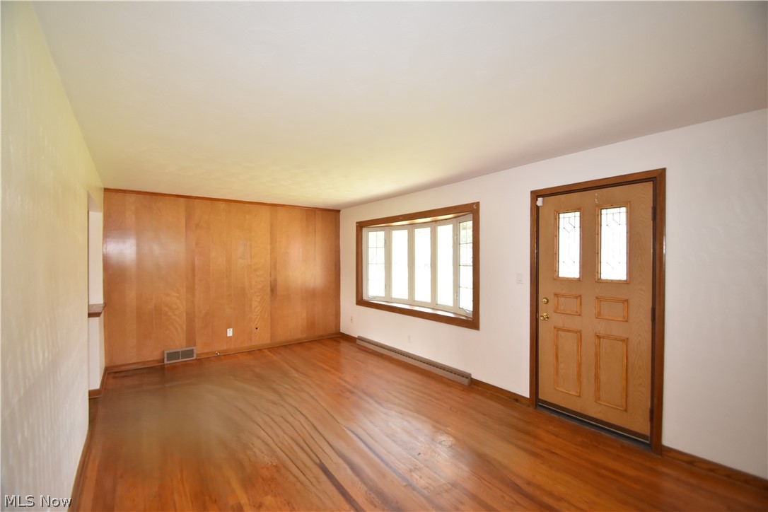 421 Parkview Drive Girard OH 44420