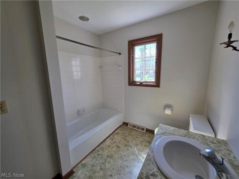 32667 Carriage Lane Avon Lake OH 44012
