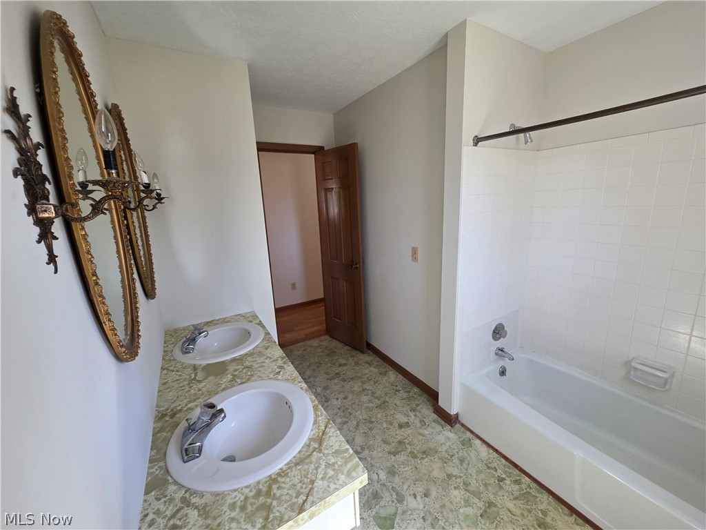32667 Carriage Lane Avon Lake OH 44012
