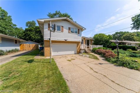 24432 Palm Drive North Olmsted OH 44070