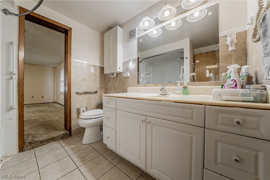 24432 Palm Drive North Olmsted OH 44070