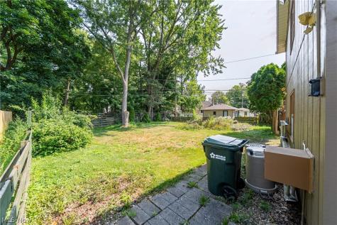 24432 Palm Drive North Olmsted OH 44070