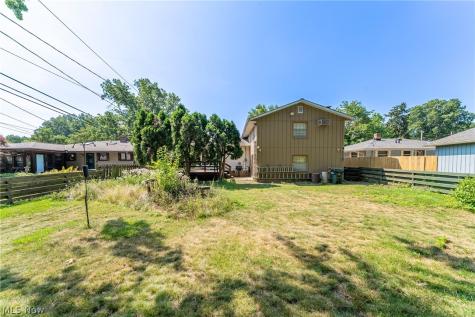 24432 Palm Drive North Olmsted OH 44070
