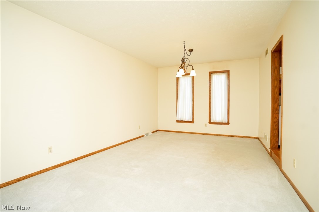924 Dravis Street Girard OH 44420
