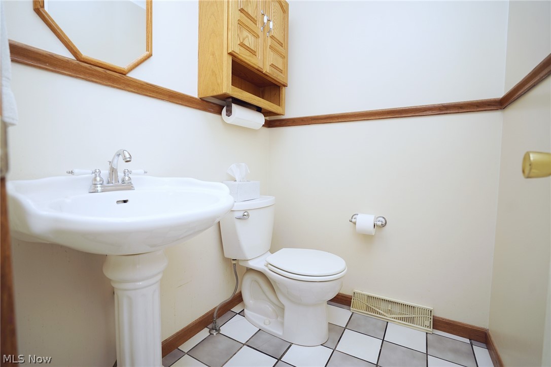 924 Dravis Street Girard OH 44420