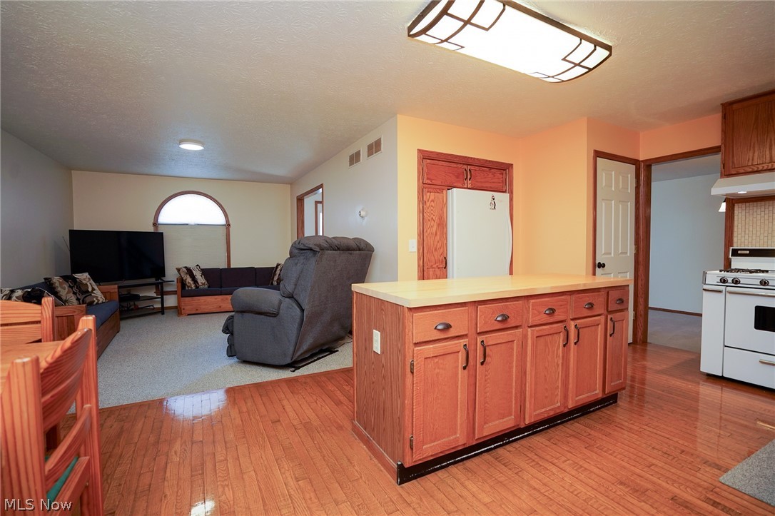 924 Dravis Street Girard OH 44420