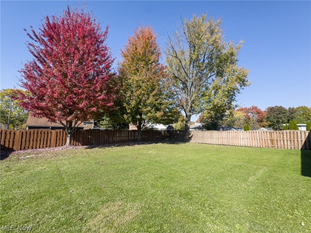 924 Dravis Street Girard OH 44420