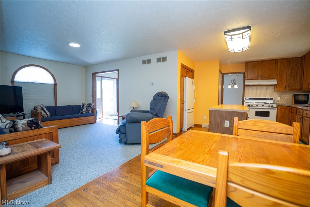 924 Dravis Street Girard OH 44420