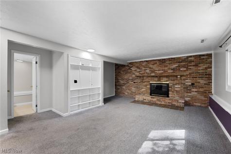 6720 Brookside Road Independence OH 44131