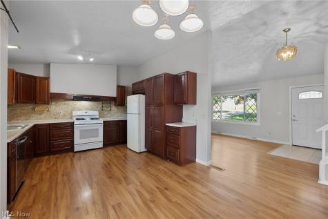 6720 Brookside Road Independence OH 44131