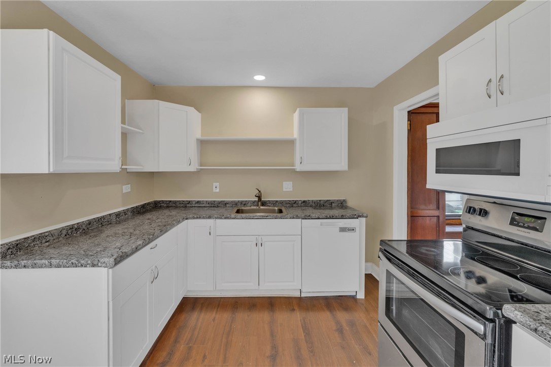 1381 S Green Road South Euclid OH 44121