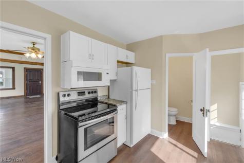 1381 S Green Road South Euclid OH 44121