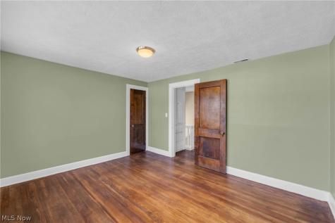 1381 S Green Road South Euclid OH 44121