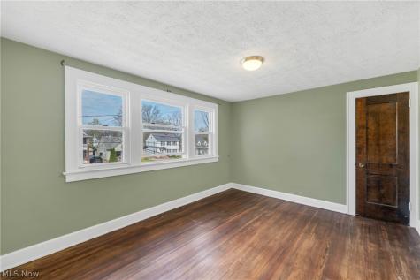 1381 S Green Road South Euclid OH 44121