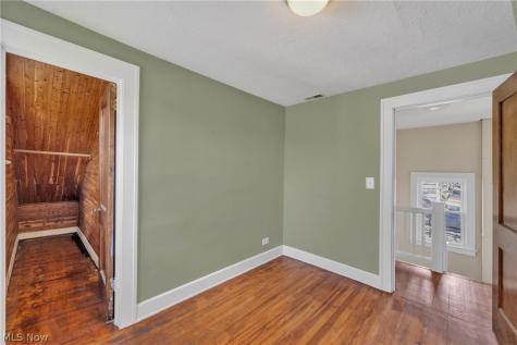 1381 S Green Road South Euclid OH 44121