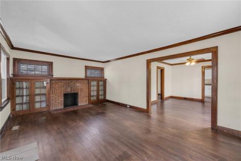 1381 S Green Road South Euclid OH 44121