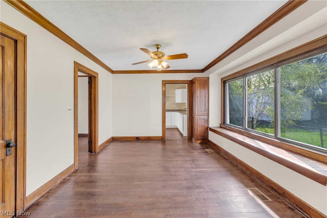 1381 S Green Road South Euclid OH 44121