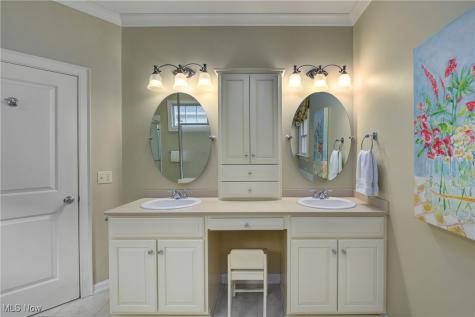 32041 Kossuth Drive Avon Lake OH 44012