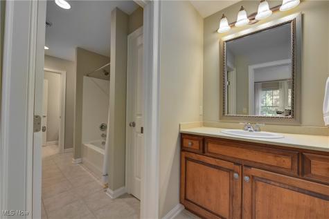 32041 Kossuth Drive Avon Lake OH 44012