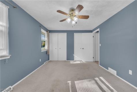 6033 Harrison Street Mentor OH 44060