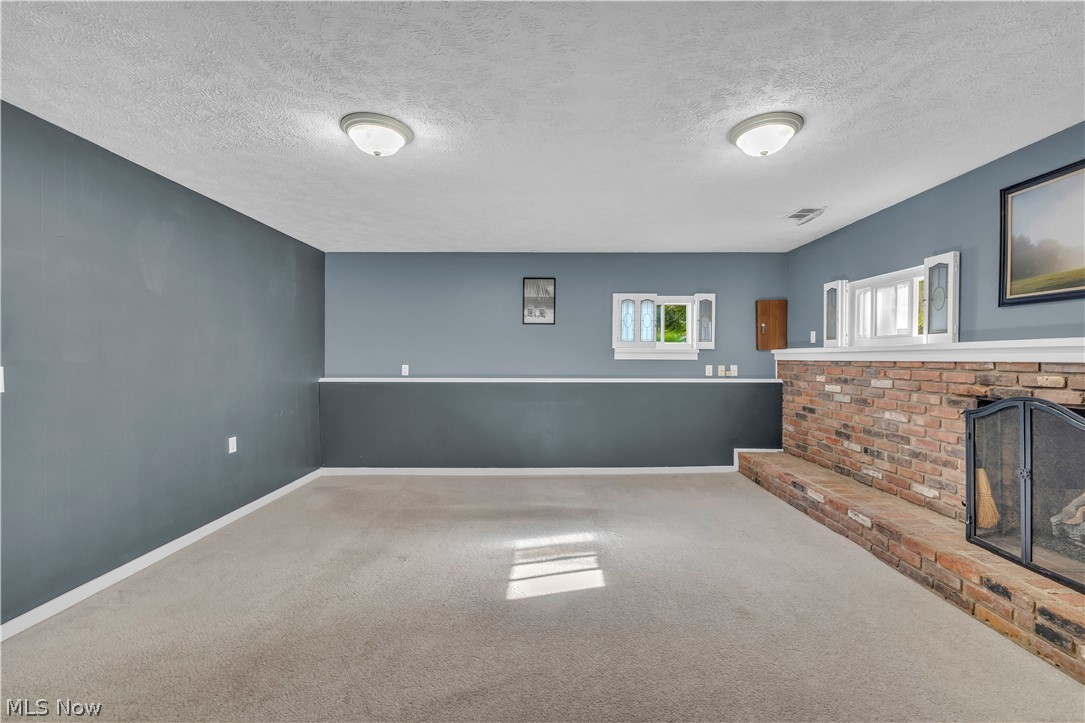 6033 Harrison Street Mentor OH 44060