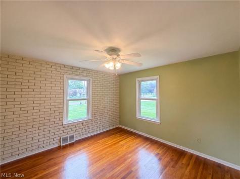 6652 Oakwood Drive Independence OH 44131