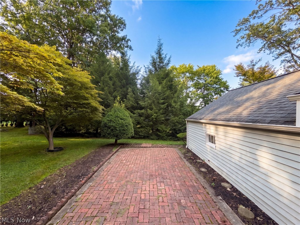 6652 Oakwood Drive Independence OH 44131