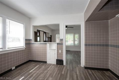 13812 Southview Avenue Cleveland OH 44120